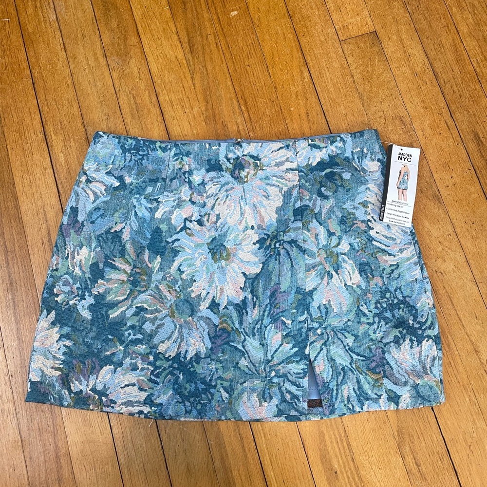 Madden NYC Floral Blue Skirt